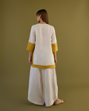 Ochre Tulip Set